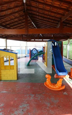 Casa de condomínio à venda com 110m², 3 quartos e 2 vagasÁrea comum - Playground