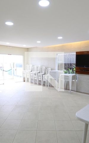 Casa de condomínio à venda com 110m², 3 quartos e 2 vagasÁrea comum - Salão de festas