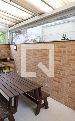 Casa de condomínio à venda com 110m², 3 quartos e 2 vagasÁrea gourmet