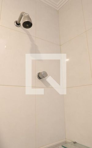 Casa de condomínio à venda com 110m², 3 quartos e 2 vagasBanheiro