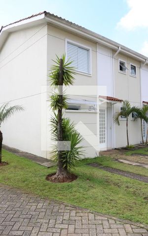 Casa de condomínio à venda com 110m², 3 quartos e 2 vagasFachada da Casa