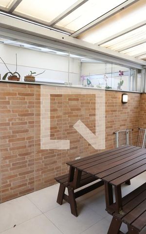 Casa de condomínio à venda com 110m², 3 quartos e 2 vagasÁrea gourmet