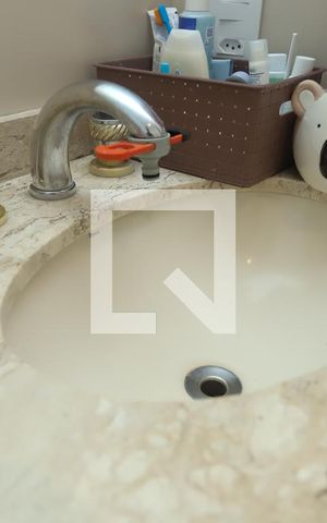 Apartamento para alugar com 200m², 3 quartos e 4 vagasBanheiro do Quarto 2