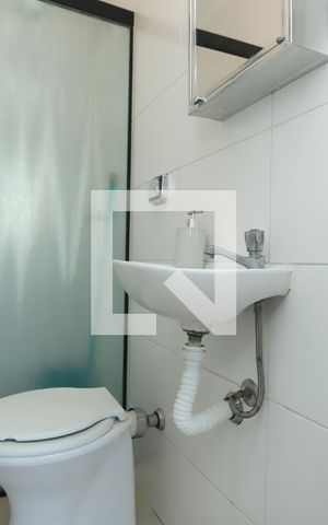Apartamento para alugar com 200m², 3 quartos e 4 vagasBanheiro de Serviço