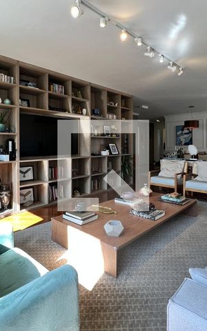 Apartamento para alugar com 200m², 3 quartos e 4 vagasSala