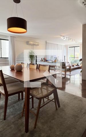Apartamento para alugar com 200m², 3 quartos e 4 vagasSala