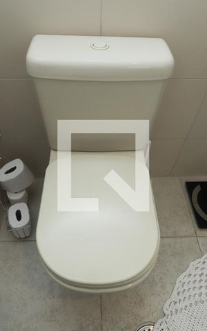 Apartamento para alugar com 200m², 3 quartos e 4 vagasBanheiro do Quarto 3