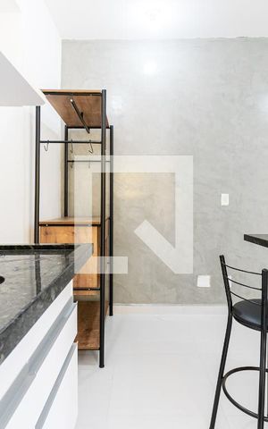 Studio para alugar com 24m², 1 quarto e sem vaga Studio para alugar com 24m², 1 quarto e sem vagaCozinha