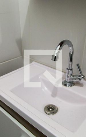 Apartamento para alugar com 24m², 1 quarto e sem vagaBanheiro - Torneira