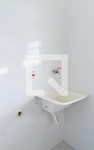 Studio para alugar com 24m², 1 quarto e sem vaga Studio para alugar com 24m², 1 quarto e sem vagaÁrea de Serviço