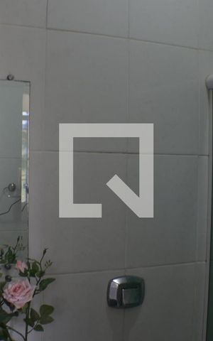 Apartamento à venda com 220m², 3 quartos e 1 vagaBanheiro do Quarto 2