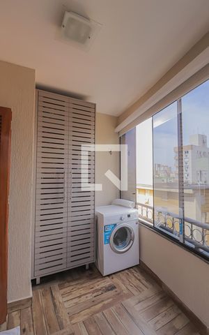 Apartamento à venda com 100m², 2 quartos e 1 vagaSacada