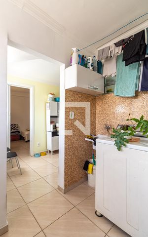 Casa à venda com 340m², 4 quartos e 2 vagasCasa 2 - Serviço/Entrada