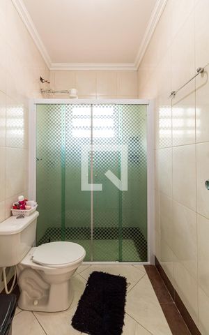 Casa à venda com 340m², 4 quartos e 2 vagasCasa 3 - Banheiro