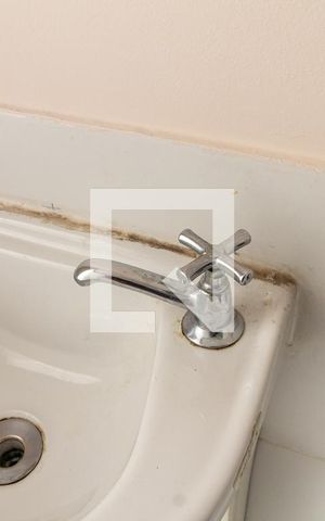 Apartamento para alugar com 115m², 3 quartos e 2 vagas Apartamento para alugar com 115m², 3 quartos e 2 vagasBanheiro de Serviço