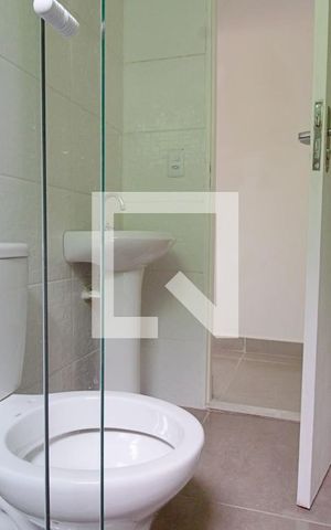 Apartamento para alugar com 50m², 2 quartos e sem vaga Apartamento para alugar com 50m², 2 quartos e sem vagaBanheiro