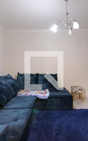 Casa à venda com 180m², 3 quartos e 2 vagasSala