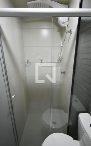 Studio à venda com 25m², 1 quarto e 1 vaga Studio à venda com 25m², 1 quarto e 1 vagaBanheiro