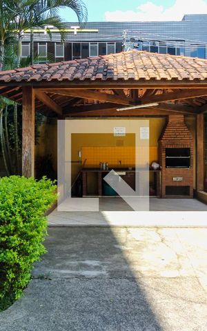 Apartamento para alugar com 60m², 2 quartos e 1 vaga Apartamento para alugar com 60m², 2 quartos e 1 vagaÁrea Comum - Churrasqueira