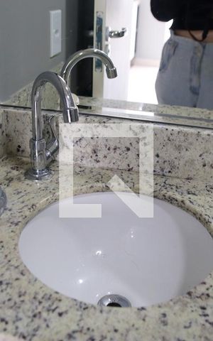 Studio à venda com 26m², 1 quarto e sem vaga Studio à venda com 26m², 1 quarto e sem vagaBanheiro