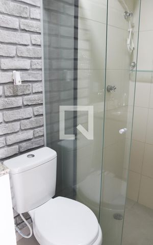 Studio à venda com 26m², 1 quarto e sem vaga Studio à venda com 26m², 1 quarto e sem vagaBanheiro