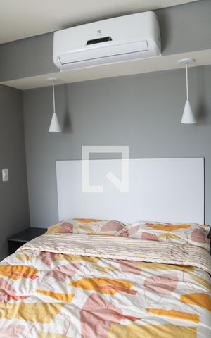 Studio à venda com 26m², 1 quarto e sem vaga Studio à venda com 26m², 1 quarto e sem vagaQuarto