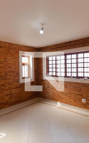 Casa à venda com 200m², 3 quartos e 4 vagas Casa à venda com 200m², 3 quartos e 4 vagasSala 01