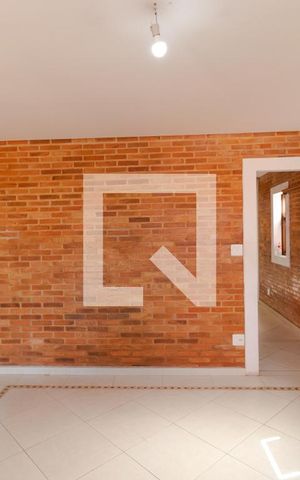 Casa à venda com 200m², 3 quartos e 4 vagas Casa à venda com 200m², 3 quartos e 4 vagasSala 01