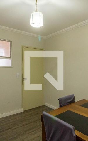 Apartamento à venda com 40m², 1 quarto e 1 vaga Apartamento à venda com 40m², 1 quarto e 1 vagaSala
