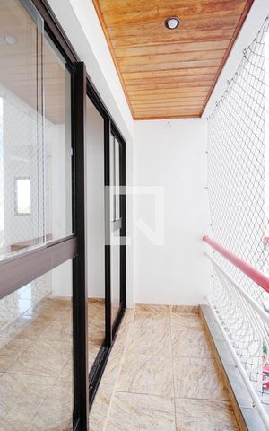Apartamento à venda com 63m², 2 quartos e 1 vaga Apartamento à venda com 63m², 2 quartos e 1 vagaVaranda