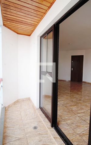 Apartamento à venda com 63m², 2 quartos e 1 vaga Apartamento à venda com 63m², 2 quartos e 1 vagaVaranda