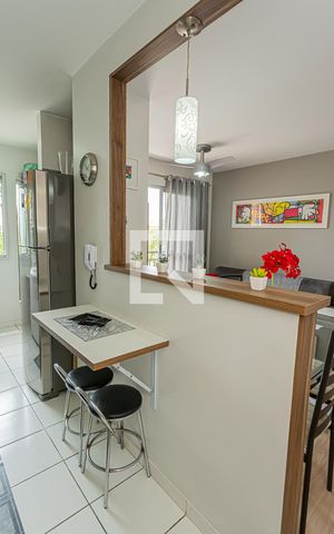 Apartamento para alugar com 52m², 2 quartos e 1 vaga Apartamento para alugar com 52m², 2 quartos e 1 vagaCozinha