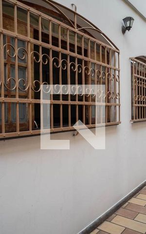 Casa para alugar com 191m², 3 quartos e 4 vagas Casa para alugar com 191m², 3 quartos e 4 vagasCorredor