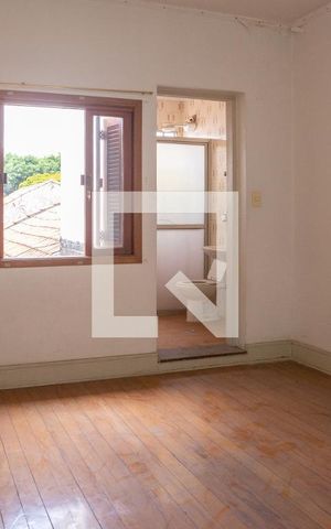 Casa à venda com 180m², 3 quartos e 1 vaga Casa à venda com 180m², 3 quartos e 1 vagaSuíte 1