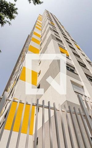 Apartamento para alugar com 46m², 2 quartos e sem vaga Apartamento para alugar com 46m², 2 quartos e sem vagaFachada
