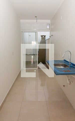Casa à venda com 72m², 3 quartos e 2 vagas Casa à venda com 72m², 3 quartos e 2 vagasCozinha
