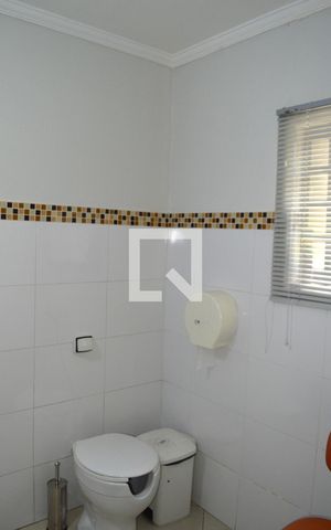 Casa à venda com 300m², 8 quartos e 1 vagaBanheiro Social