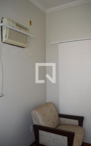 Casa à venda com 300m², 8 quartos e 1 vagaSala / dormitório 5