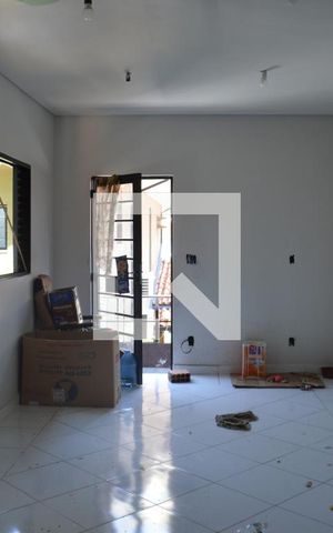 Casa à venda com 300m², 8 quartos e 1 vagasala/Edícula
