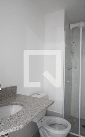 Apartamento para alugar com 46m², 2 quartos e sem vagaBanheiro