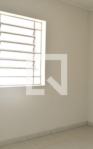 Casa para alugar com 180m², 4 quartos e 5 vagasSala
