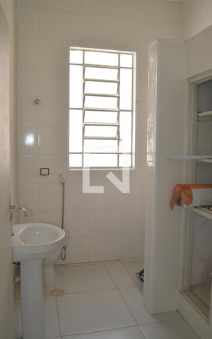 Casa para alugar com 180m², 4 quartos e 5 vagasBanheiro Social