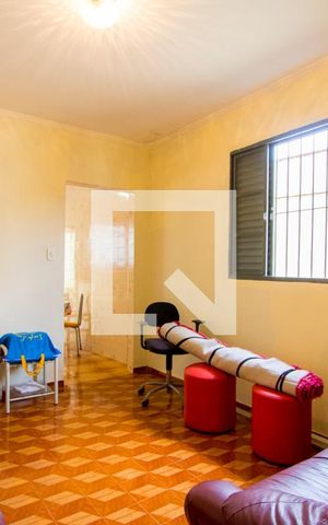 Casa à venda com 128m², 2 quartos e 1 vaga Casa à venda com 128m², 2 quartos e 1 vagaSala 2