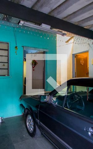 Casa à venda com 128m², 2 quartos e 1 vaga Casa à venda com 128m², 2 quartos e 1 vagaGaragem