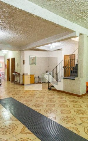 Casa para alugar com 340m², 3 quartos e 4 vagas Casa para alugar com 340m², 3 quartos e 4 vagasGaragem