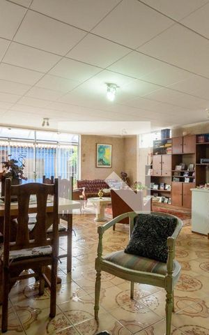Casa para alugar com 340m², 3 quartos e 4 vagas Casa para alugar com 340m², 3 quartos e 4 vagasSalão