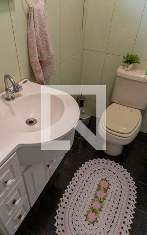 Casa para alugar com 340m², 3 quartos e 4 vagas Casa para alugar com 340m², 3 quartos e 4 vagasLavabo