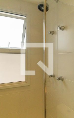 Apartamento para alugar com 43m², 2 quartos e 1 vaga Apartamento para alugar com 43m², 2 quartos e 1 vagaBanheiro do quarto 1