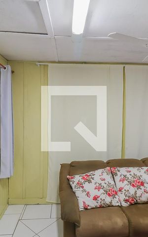 Casa à venda com 120m², 3 quartos e 2 vagasSala