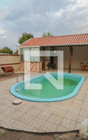 Casa à venda com 120m², 3 quartos e 2 vagasPiscina